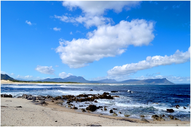 Kleinmond beach: the view across towards the Hermanus, with the Babilonstoring, Kleinrivier and Franskraal mountains on the horizon.